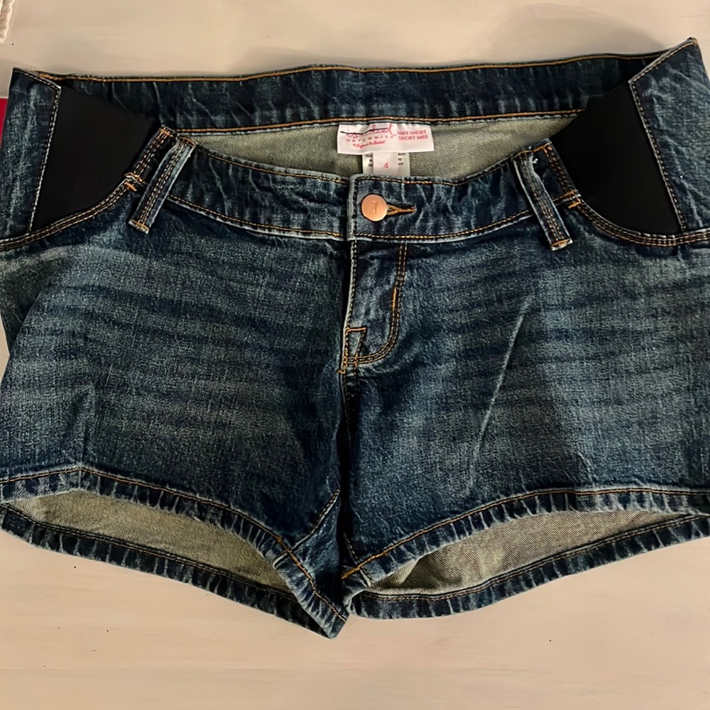 Brand new maternity jean shorts